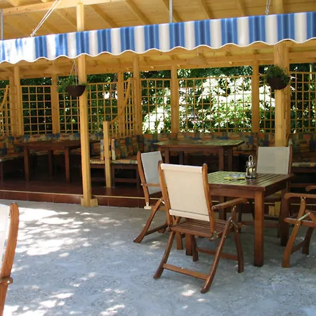 מלון Park Perla